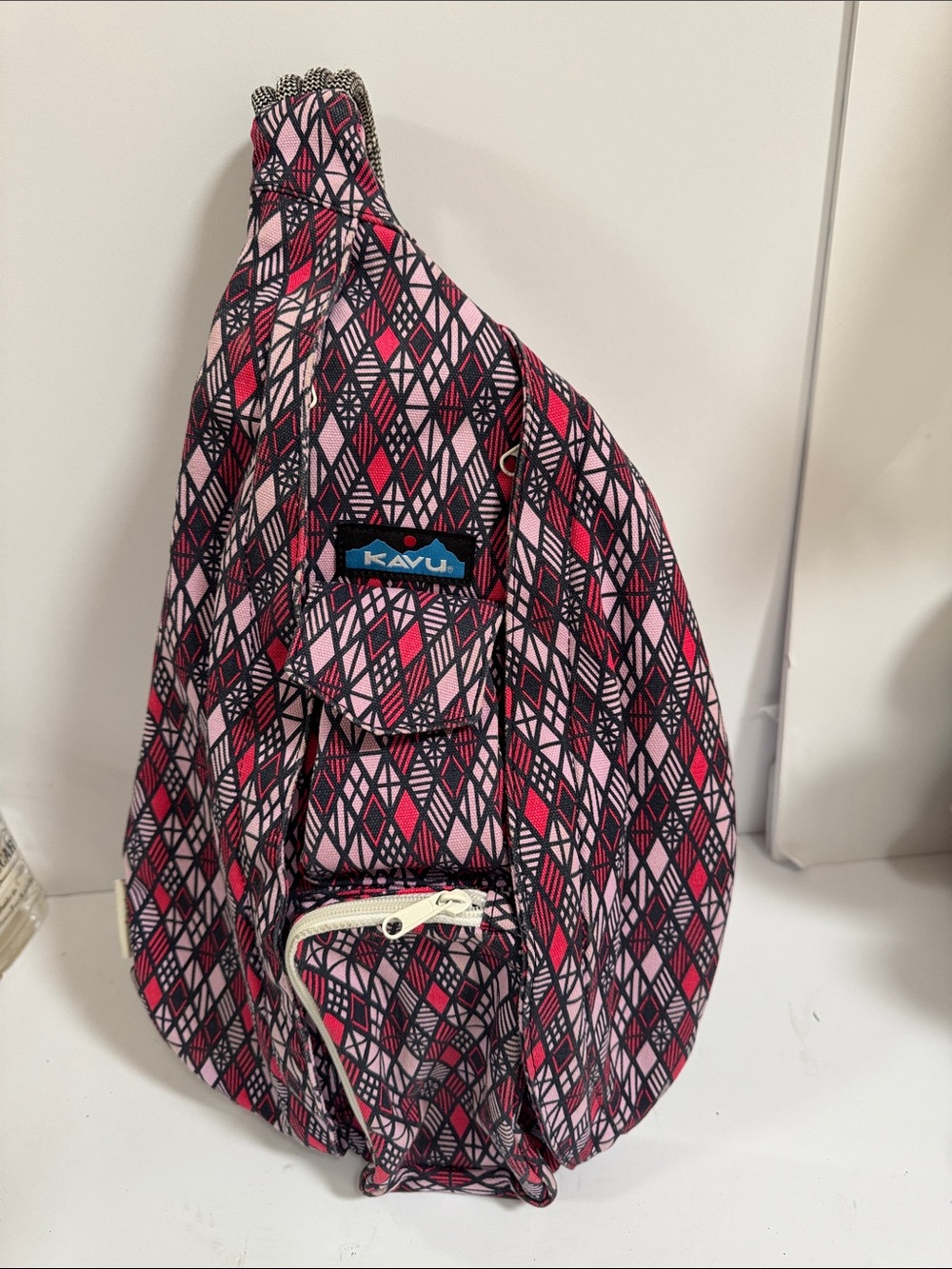 Kavu Pink and Black Geometric Crossbody Sling